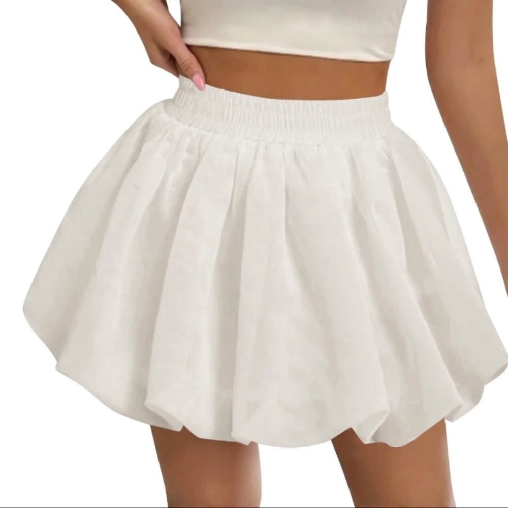 Shein White Puffy Mini Skort Size Medium